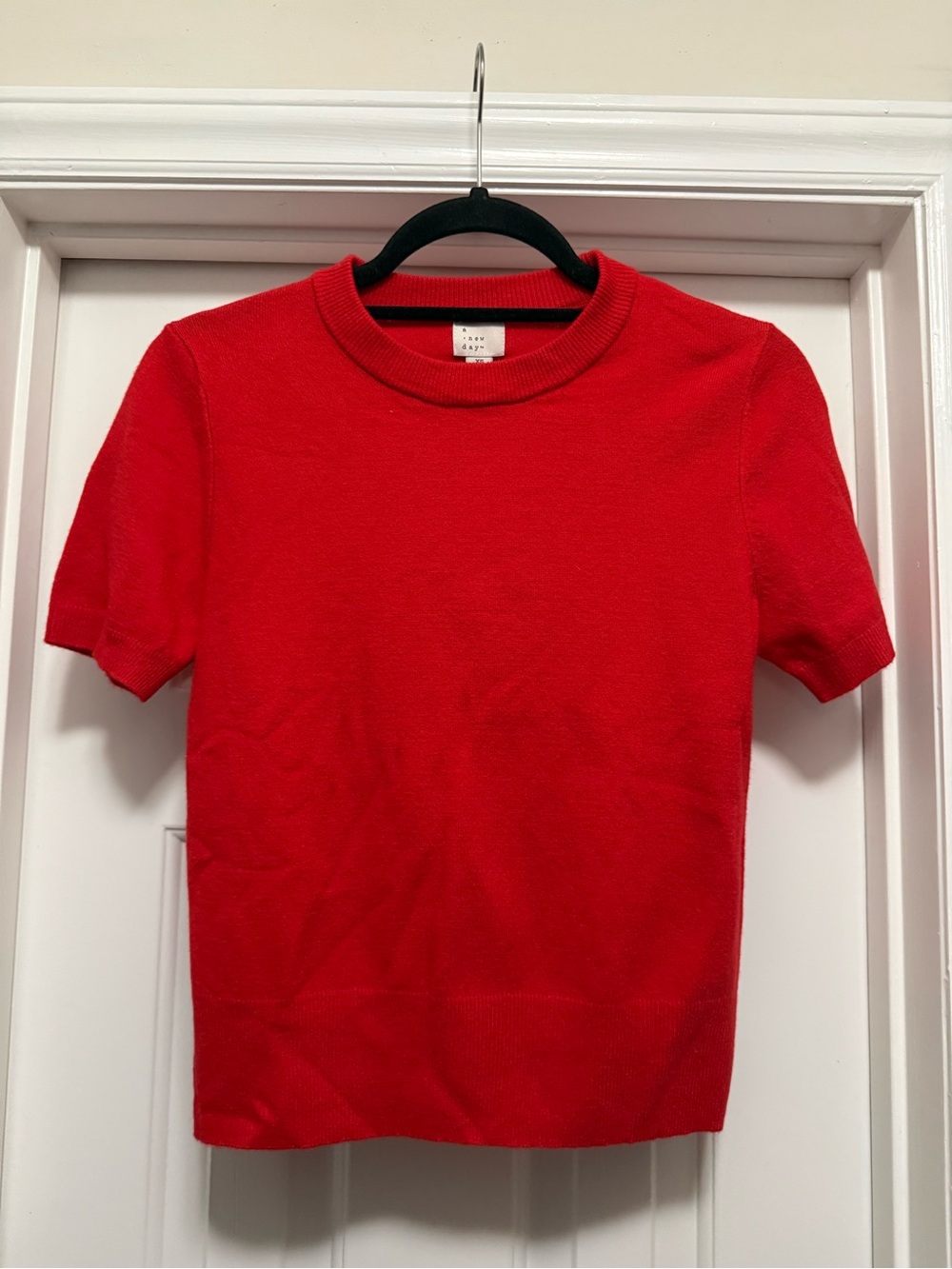 Target Short Sleeve Sweater in Red Size XS NWT